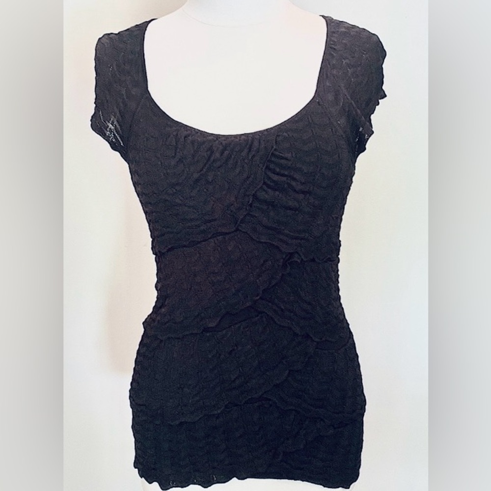 White House Black Market Black Scalloped Lace SZ XS Whimsigoth Victorian Top